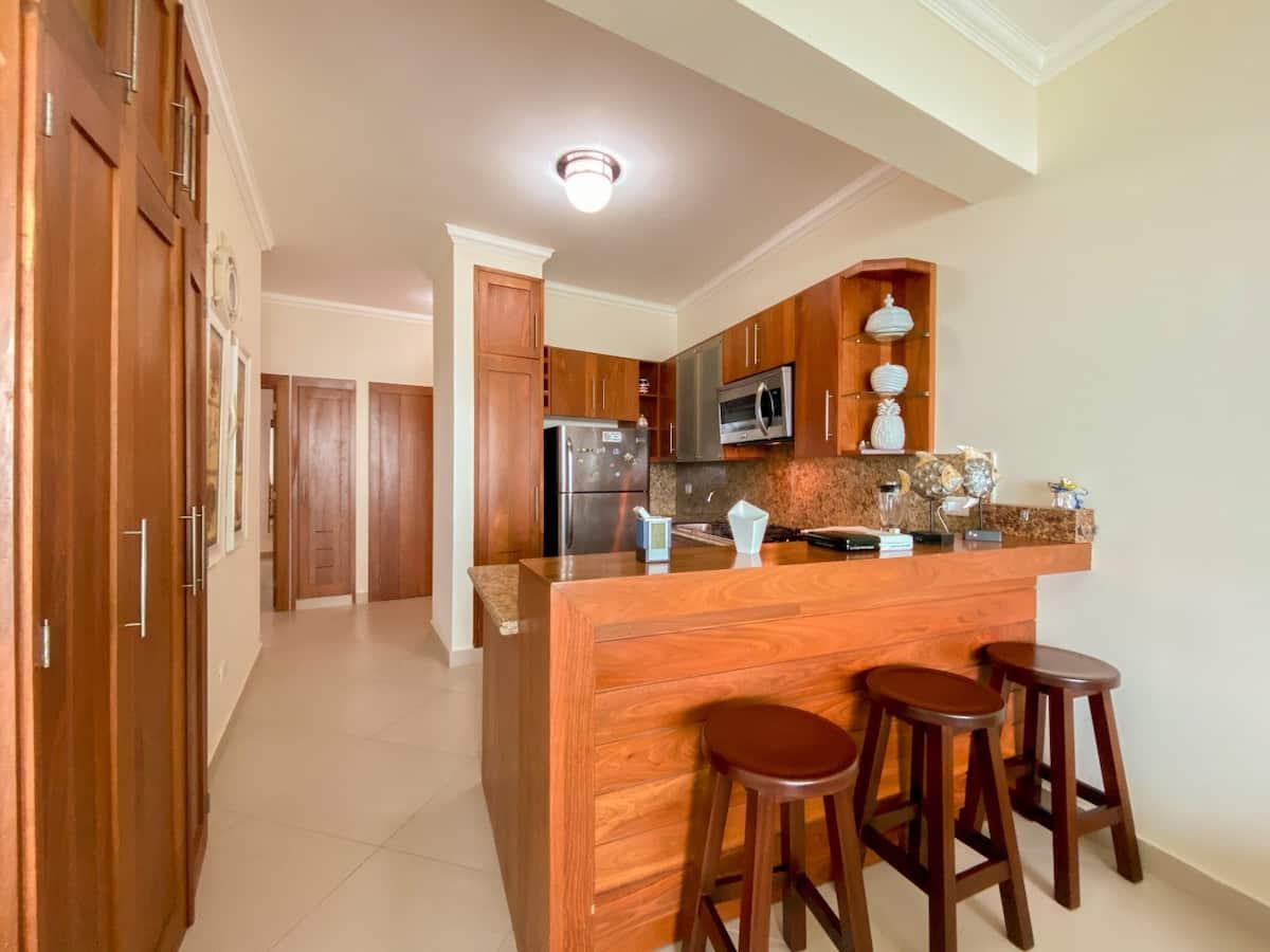 Wonderful 2 Bedroom Condo In Gated Community — photo 2
