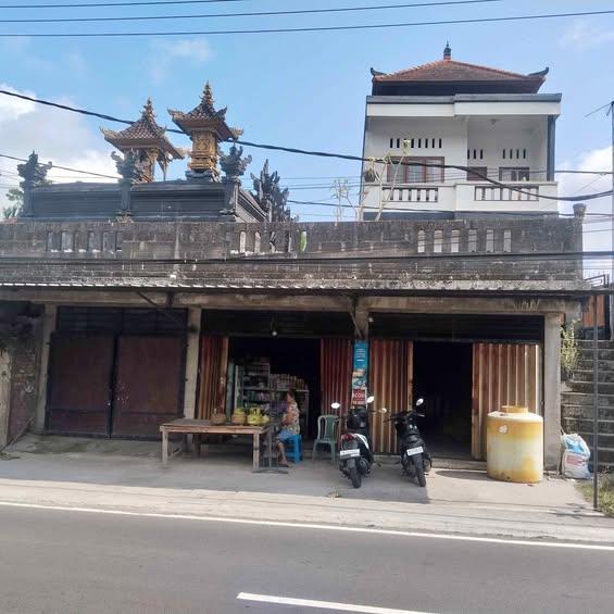 4-bedroom house in Karangasem, Bali — photo 1