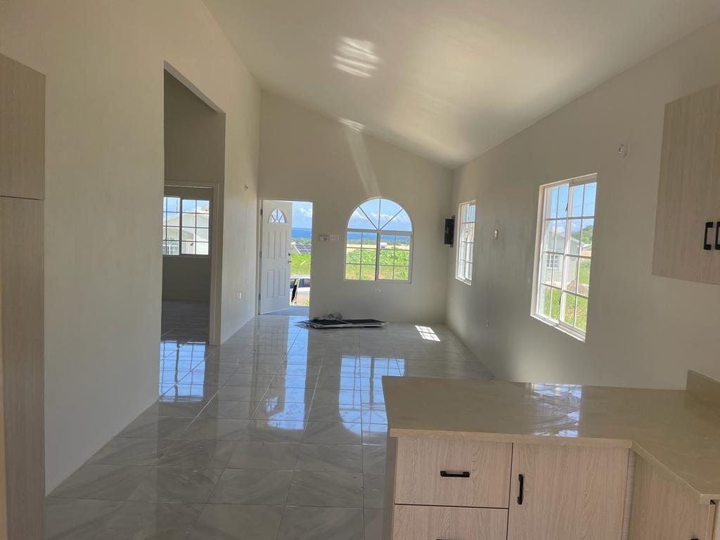 35 Camelot Village, Discovery Bay — photo 5