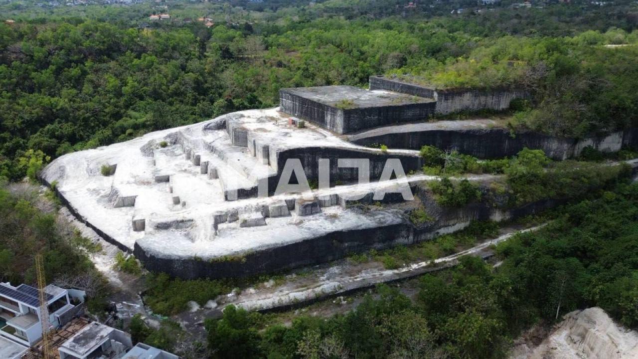 Land in Bukit, Bali, Indonesia — photo 5