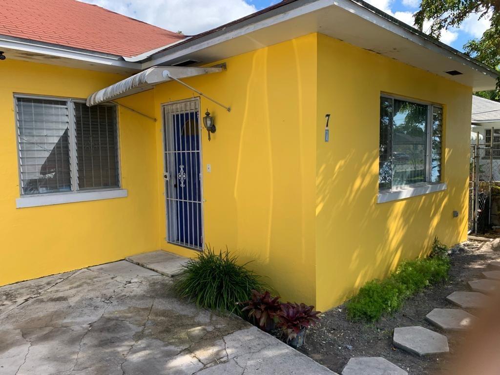 4 bedroom Residence for sale in Nassau / New Providence, The Bahamas — photo 1