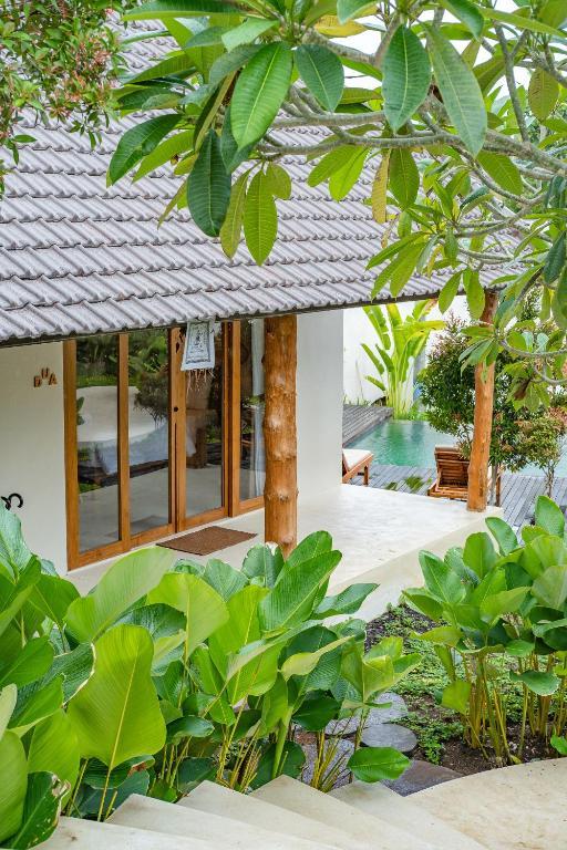 10 Bedroom Boutique Hotel for Sale in Bingin, Indonesia — photo 2