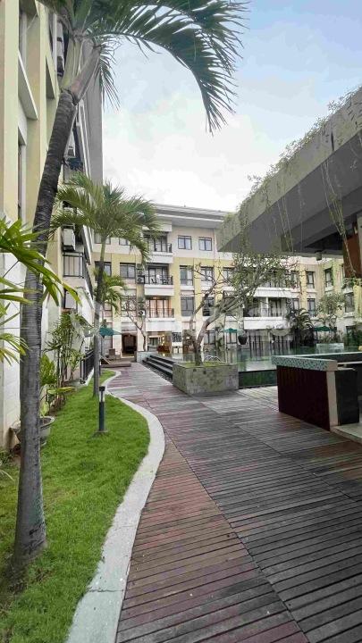 1-bedroom furnished apartment in Dewi Sri, Kuta with pool access — photo 2