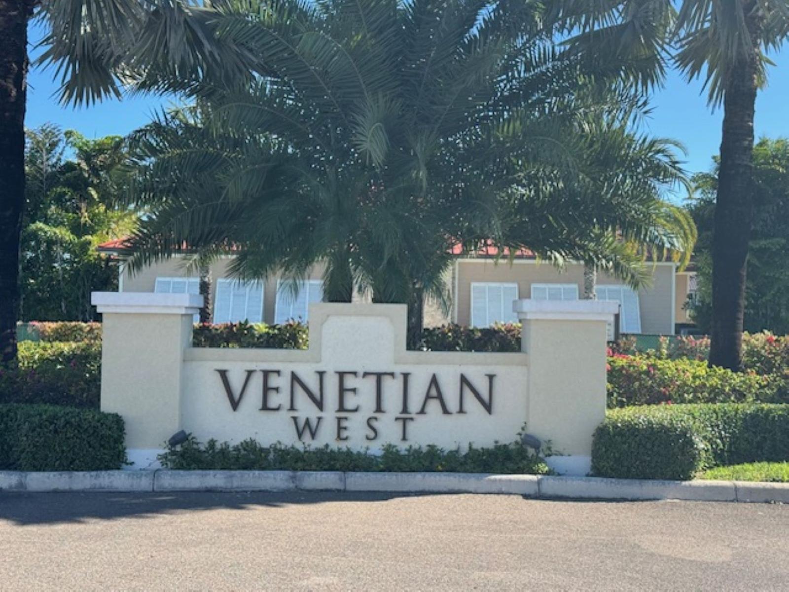 3 Bedroom Townhouse 3703 for Sale, Venetian West, Nassau, Bahamas — photo 2