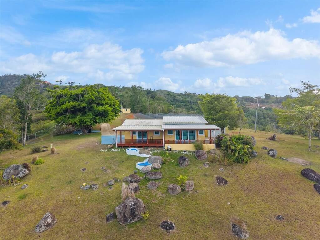 3-bedroom house in Cayey, Puerto Rico — photo 1