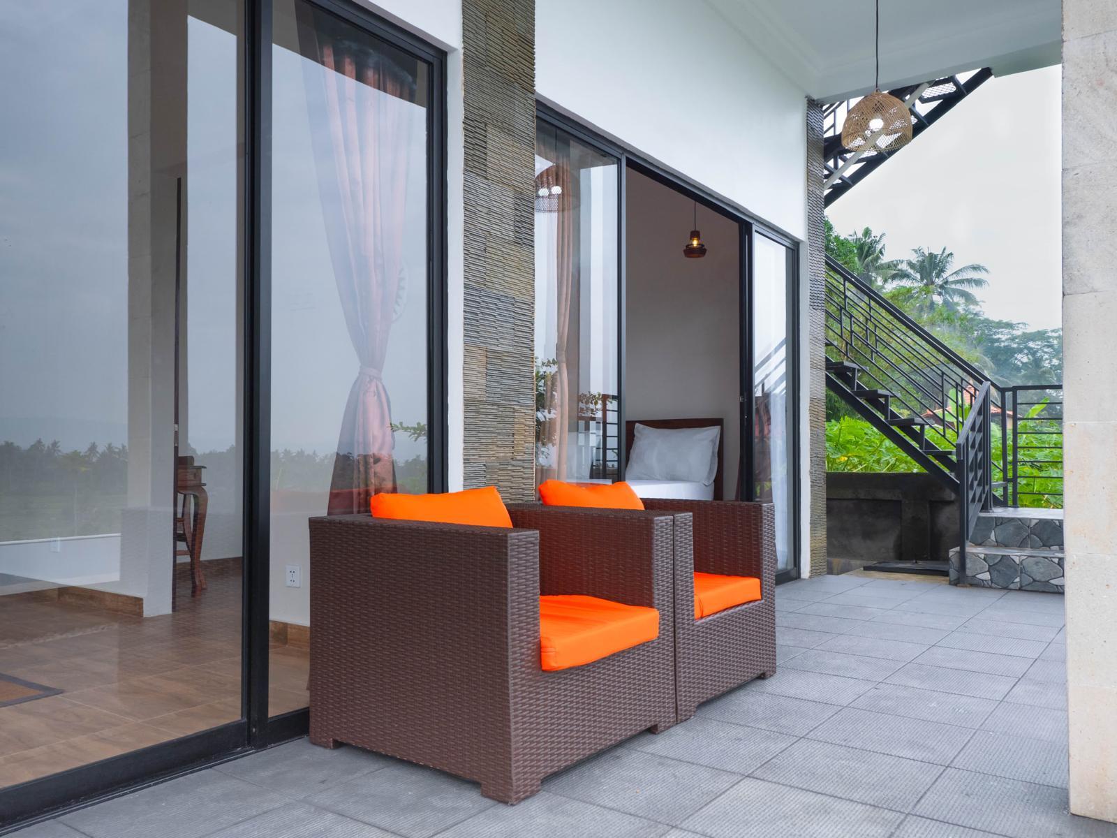 Freehold Tropical Villa in East Bali — photo 2