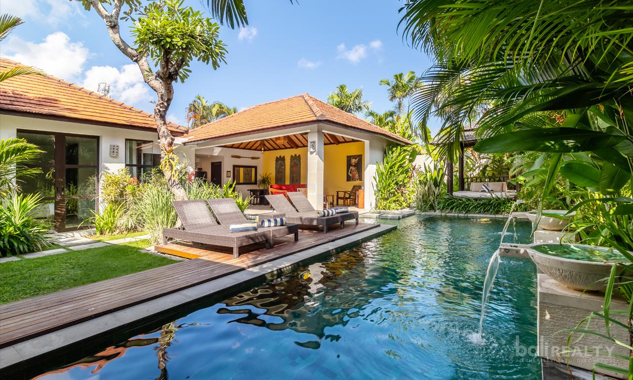 Investment-Ready Three-Bedroom Villa in Central Legian, Near Double Six Beach – 2969 — photo 1