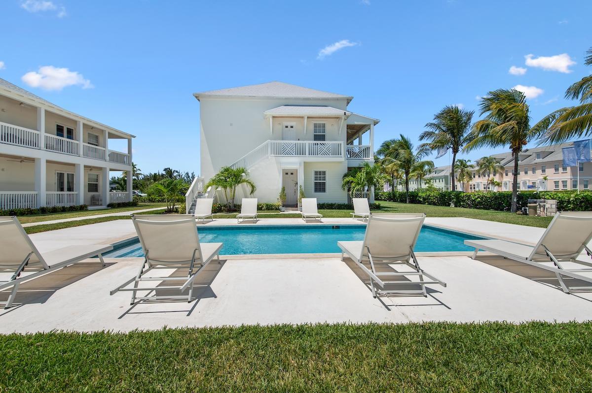 23 Galleon Bay, Palm Cay - MLS 66170 — photo 1