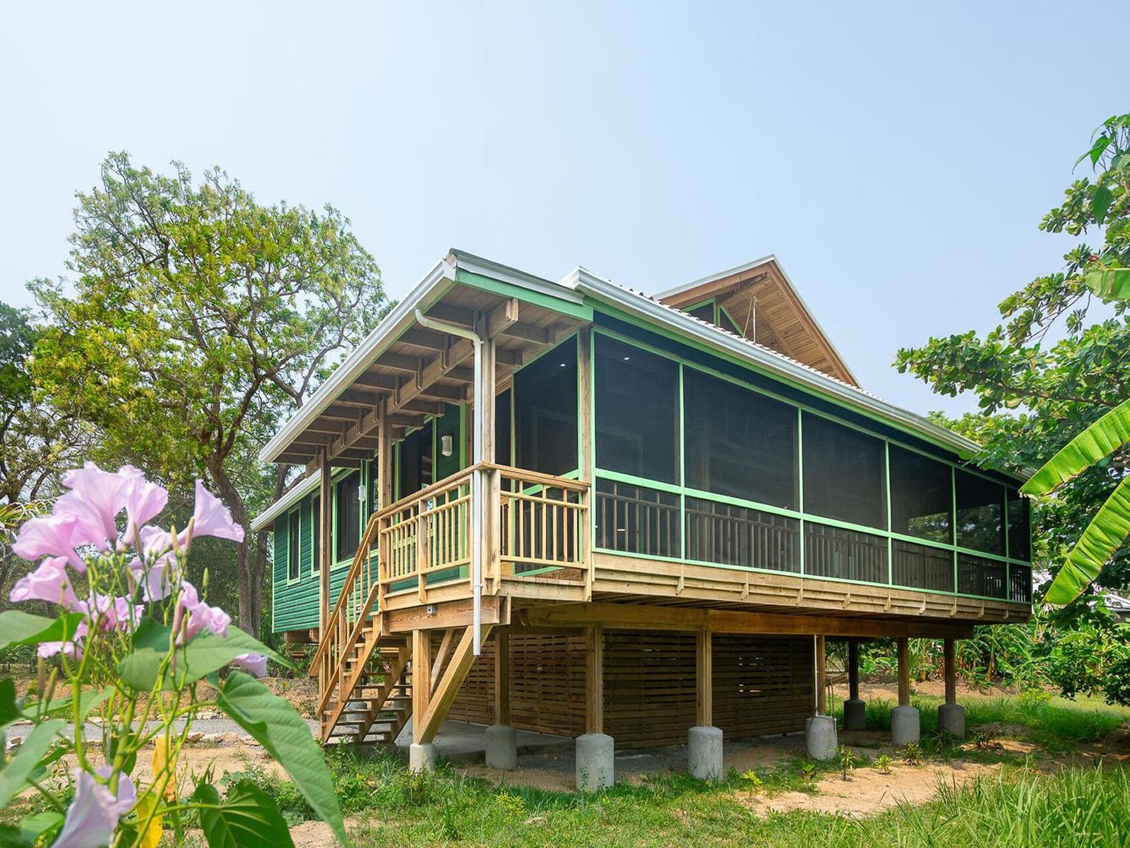 3 Bedroom Balinese-Style Home for Sale in Roatan — photo 1