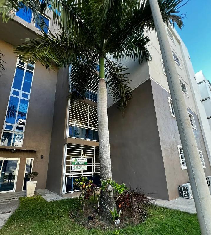 Ave. Hispanoamericana 3BR Modern Condo — photo 1