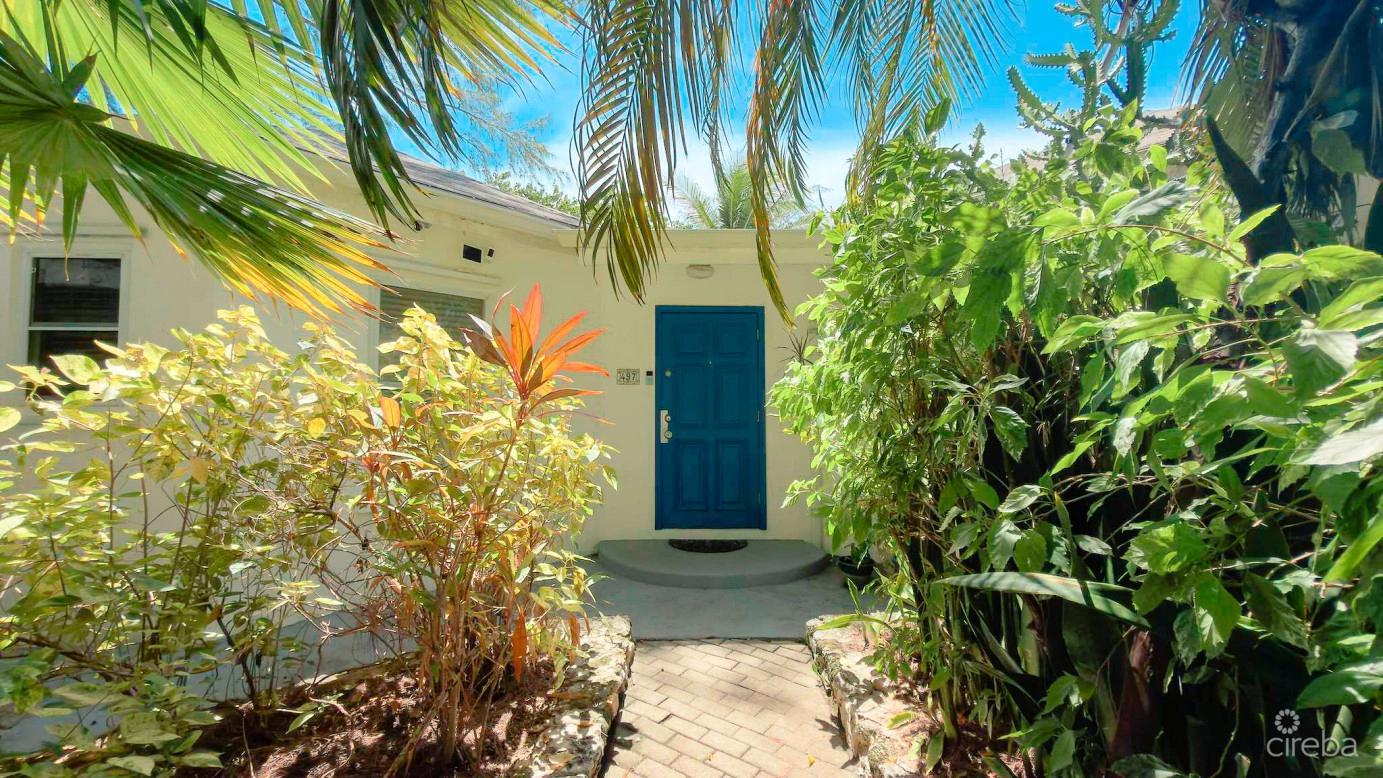 4-bedroom villa in West Bay, Grand Cayman — photo 3