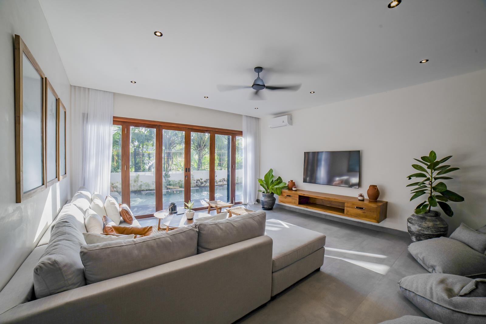 5 Bedroom Villa for Sale in Cemagi, Bali — photo 2