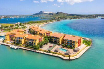 5 Bedroom Oceanfront Villa in Boca Gentil, Jan Thiel, Curaçao — photo 4