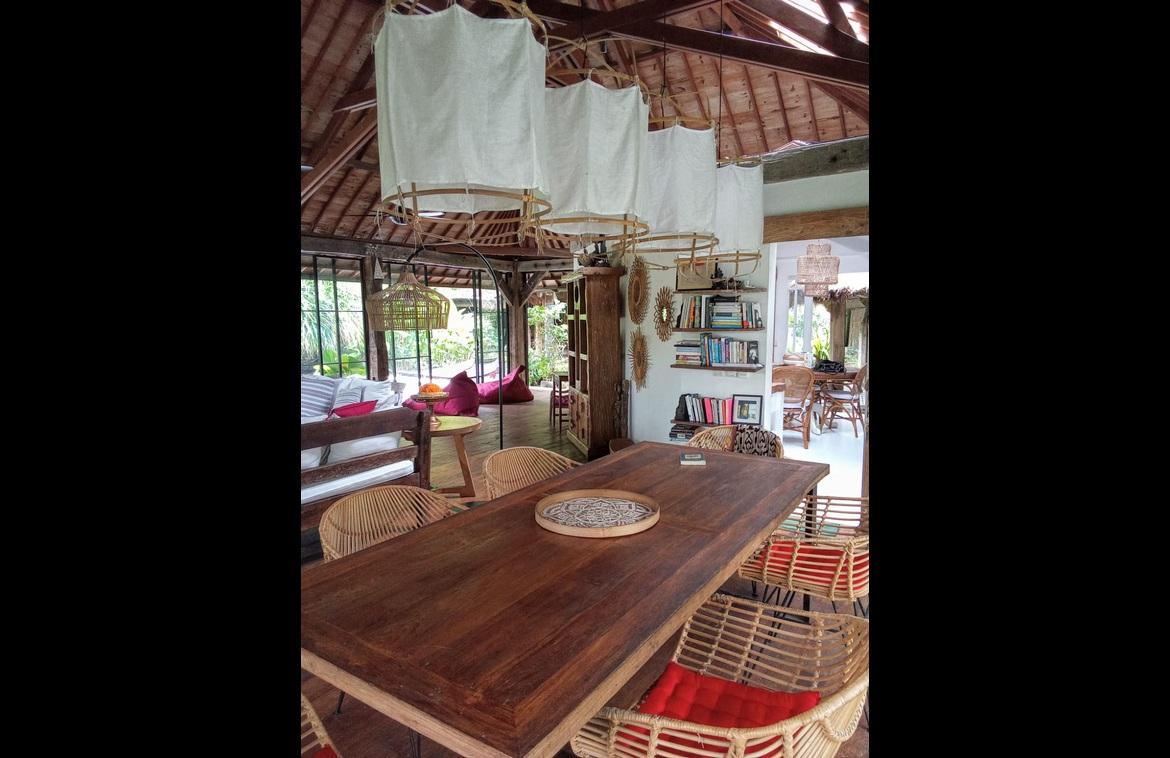 Authentic Joglo Estate Surrounded by Tropical Serenity in Kerobokan — photo 5