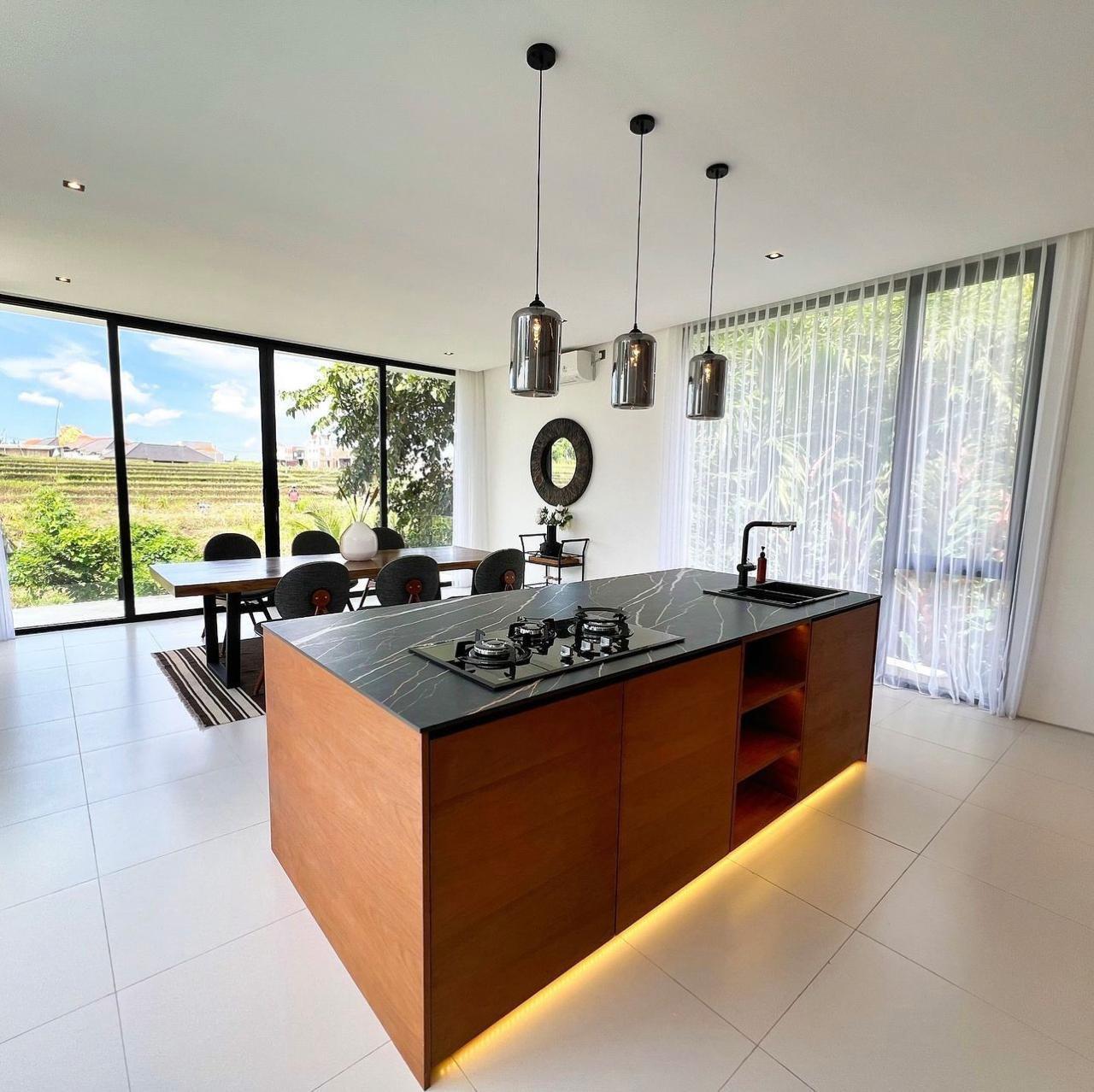 4 bedroom villa for rent in Pererenan, Bali, Indonesia — photo 4
