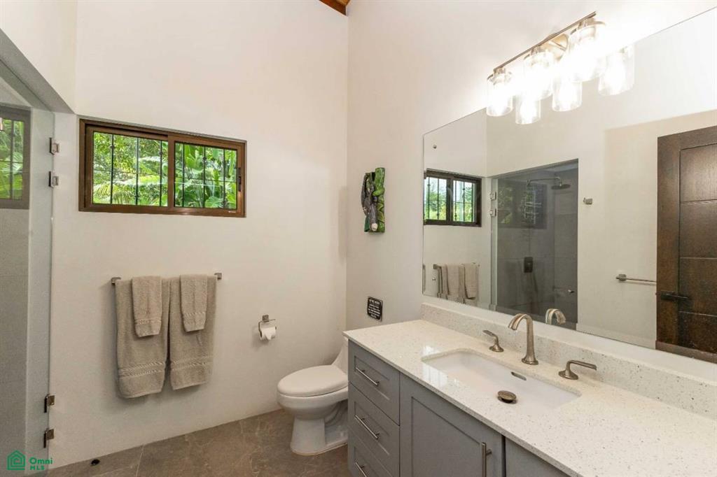 2 Bedroom Home for Sale, Ojochal, Puntarenas, Costa Rica — photo 4