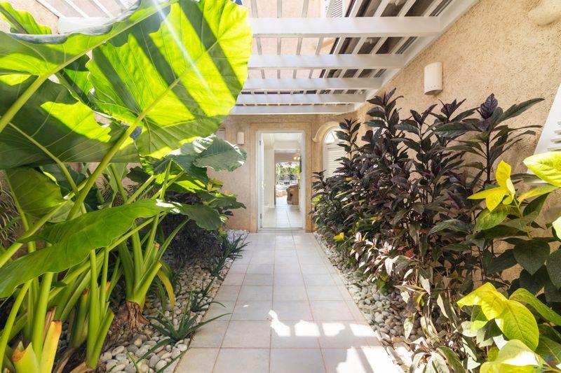 Saint Peters Bay 3BR Oceanfront Condo — photo 5