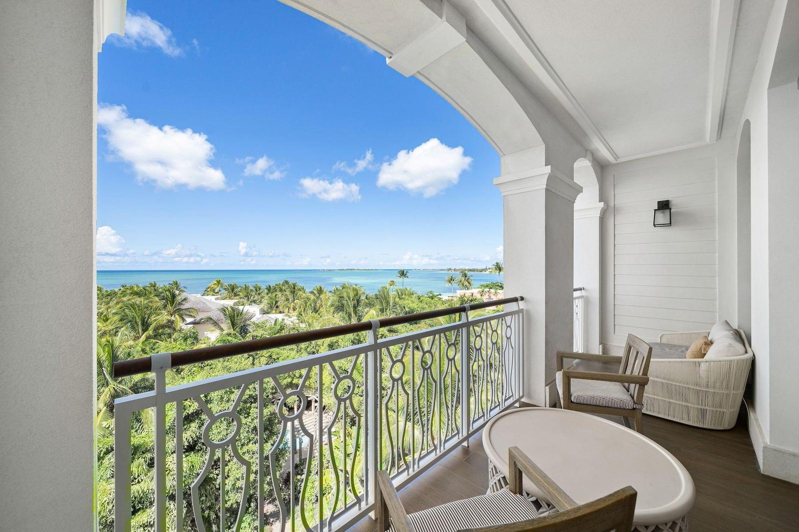 1012 ROSEWOOD BAHA MAR Apartment for Sale — photo 1