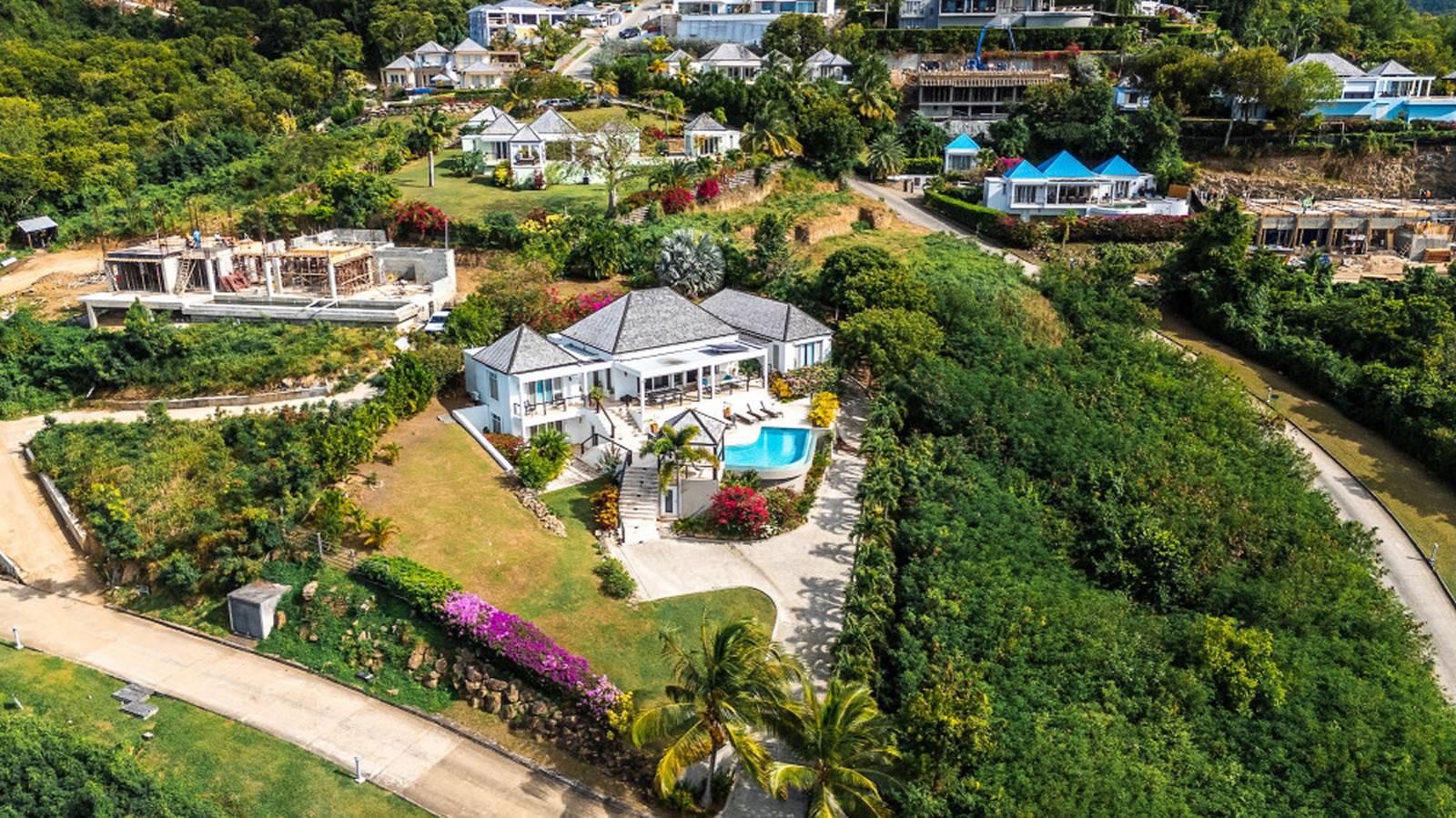 4 Bedroom Luxury Villa for Sale, Sugar Ridge, Jolly Harbour, Antigua — photo 1