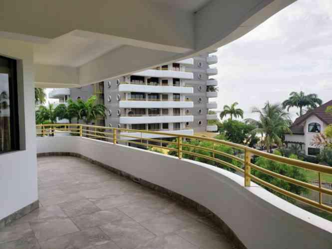 3 Bedroom Apartment in Arawak Tower, The Towers, Trinidad — photo 1