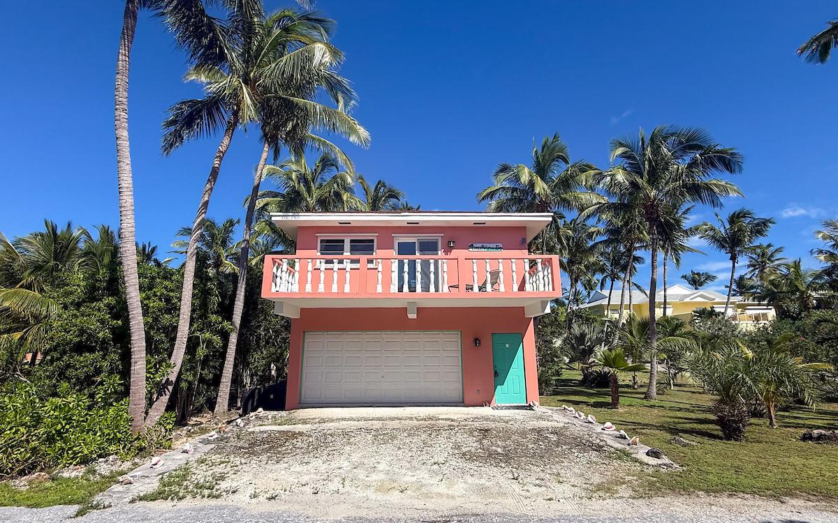 3 Bedroom Beachfront Home for Sale, Breeze Away Estates, Governor's Harbour, Eleuthera, Bahamas — photo 5