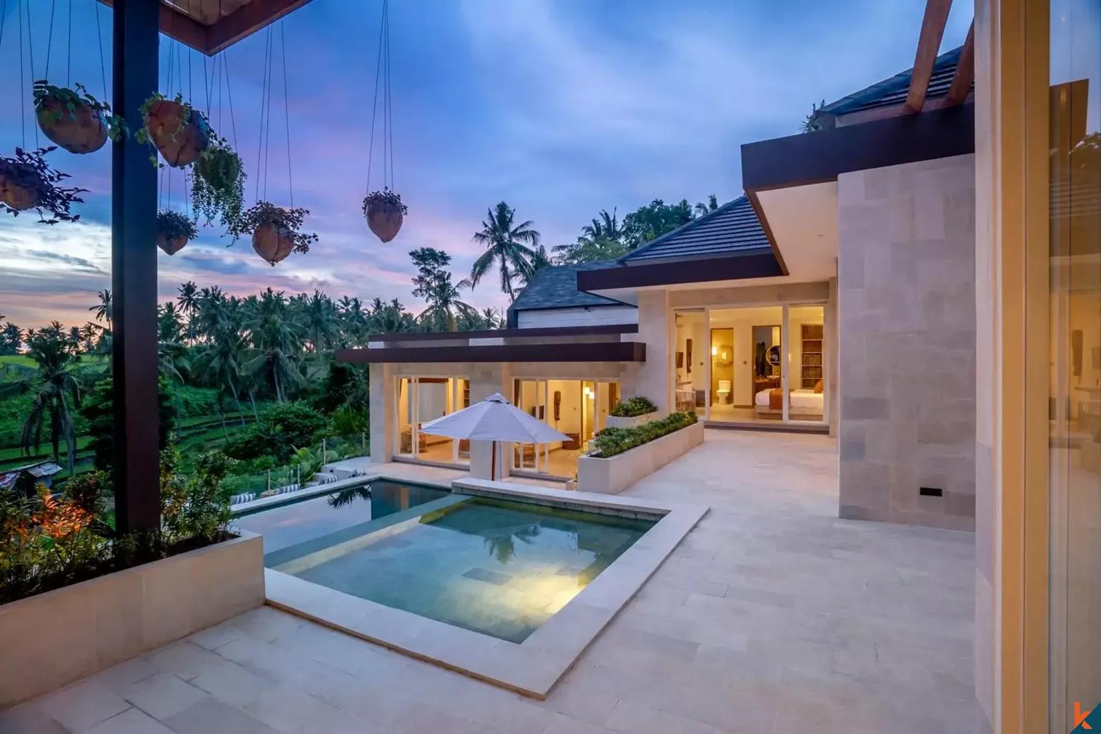 Impressive five bedroom leasehold villa overlooking the jungle in Ubud — photo 3