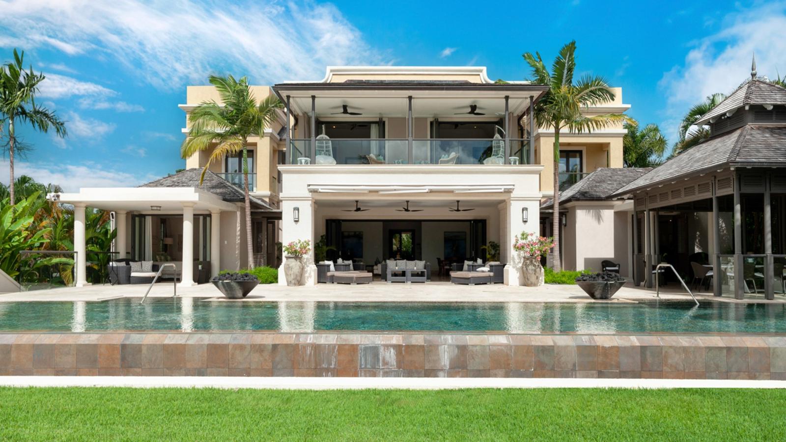 Moorehaven - Luxury Villa with Ocean and Golf Views in Apes Hill, Barbados — photo 1