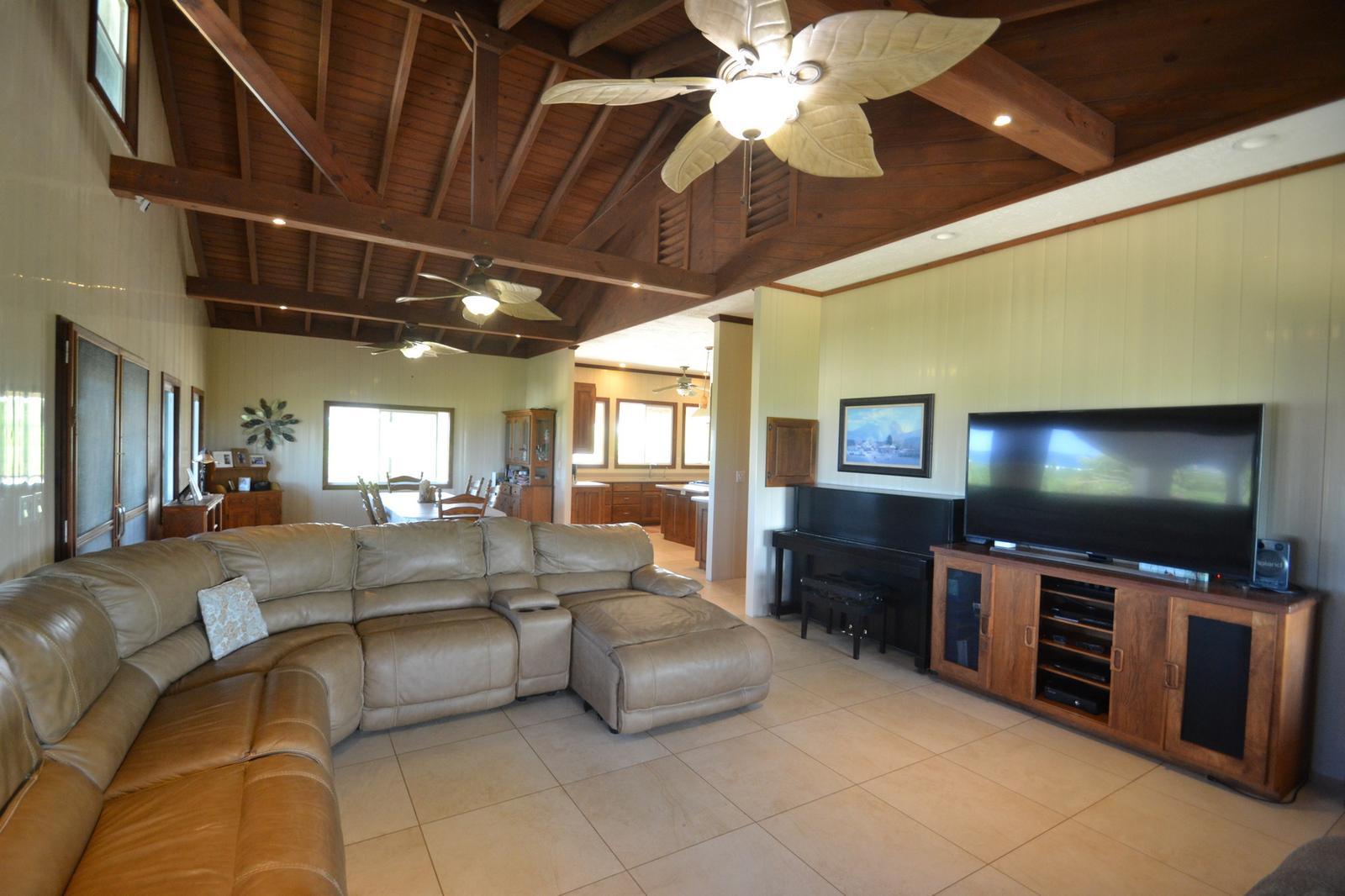 4 Bedroom House for Sale, Conch Bar, Middle Caicos, Turks & Caicos — photo 3