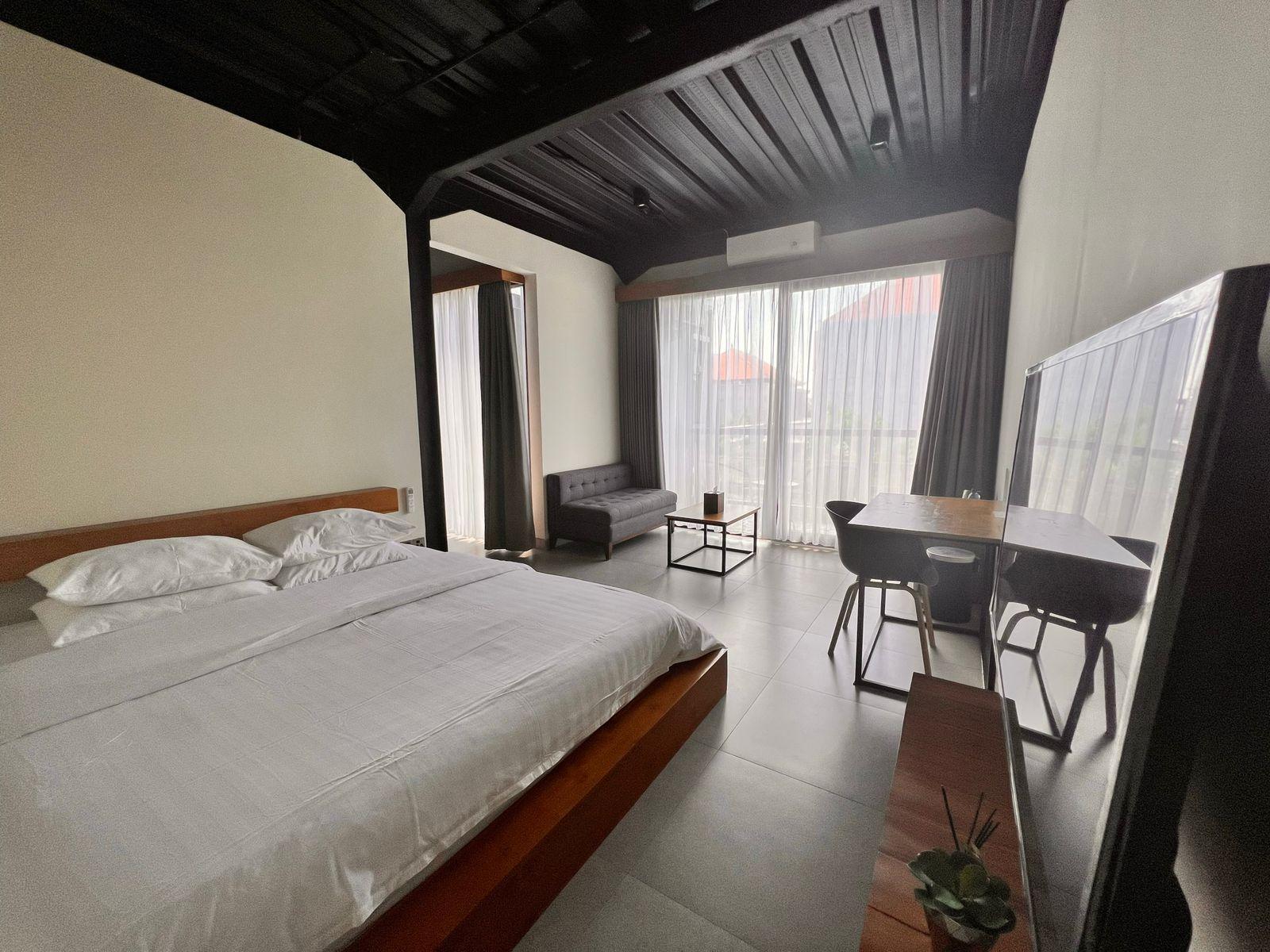 9-bedroom guest house in Canggu, Bali — photo 3