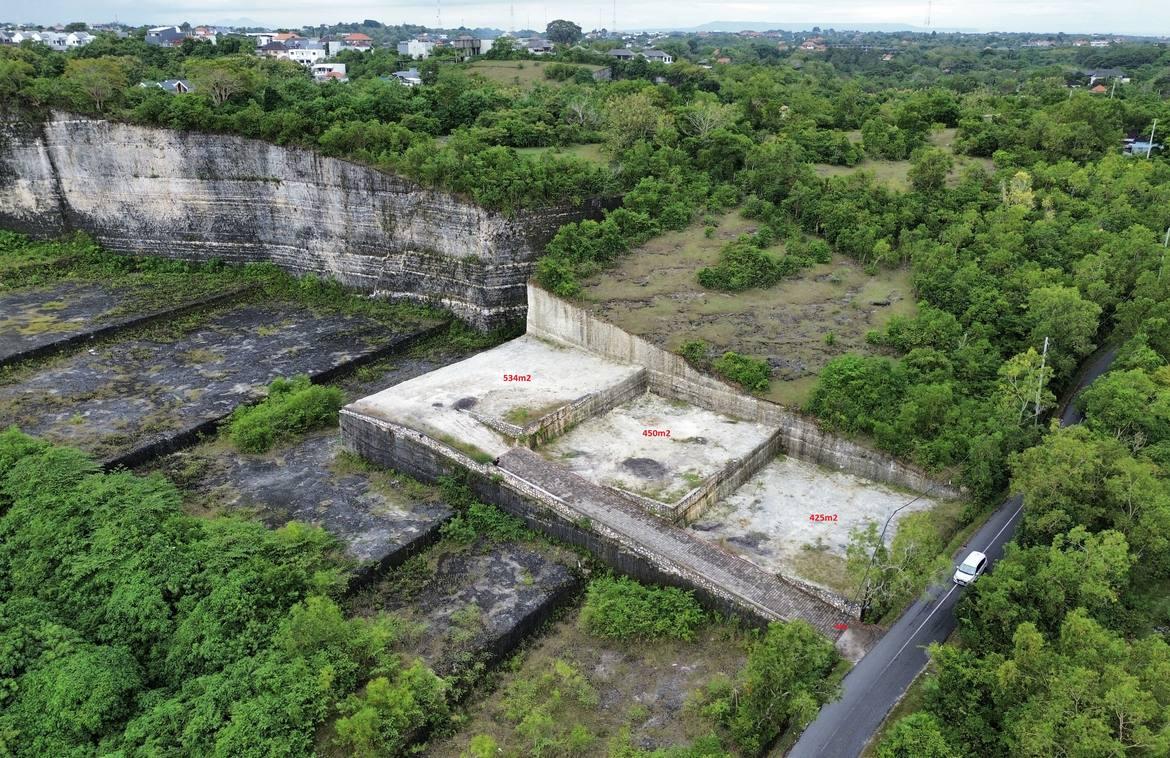 Strategic 425 sqm Freehold Land in Prime Ungasan Residential Zone — photo 1