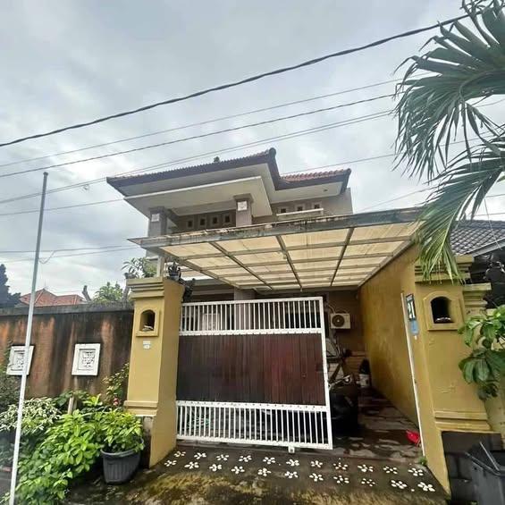 4-bedroom house in Denpasar — photo 1