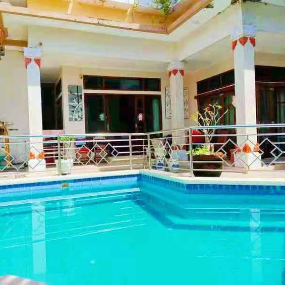 5-bedroom villa in Denpasar — photo 1