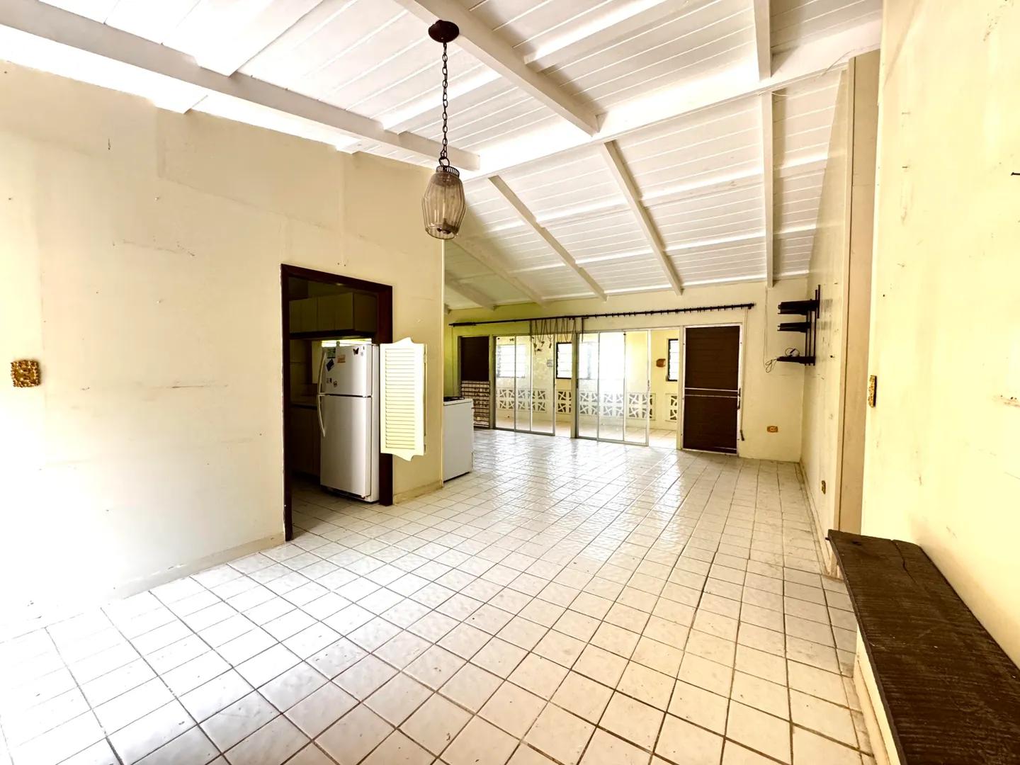 3 Beds 2 Baths Fixer-Upper in Sion Hill, US Virgin Islands — photo 5