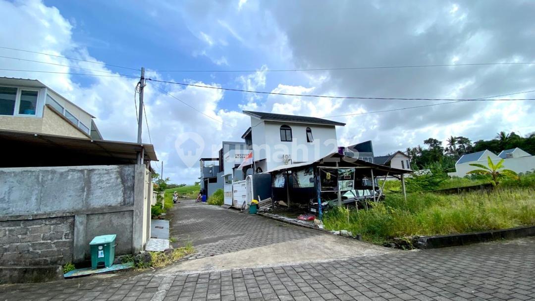 Land for sale in Tabanan with rice field views — photo 3