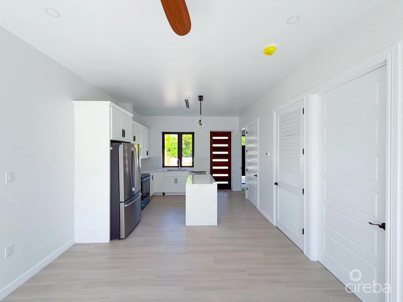 1 Bedroom Condo - Sorelle Residences, Bodden Town, Cayman Islands — photo 4