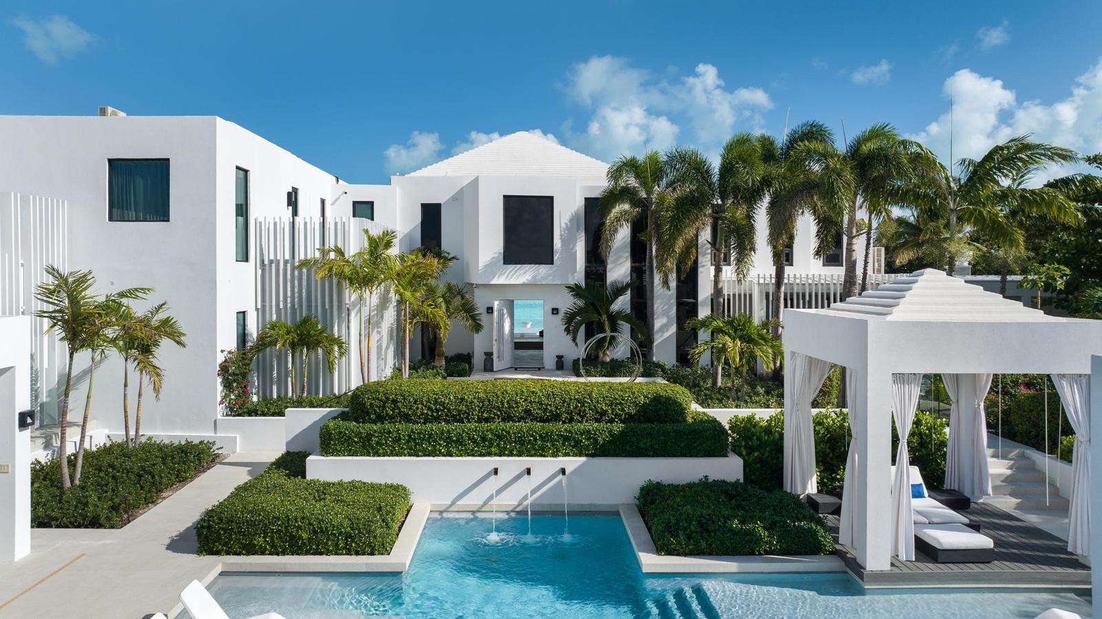 203 Long Bay Beach Drive, Long Bay, Providenciales, Turks and Caicos Islands — photo 2
