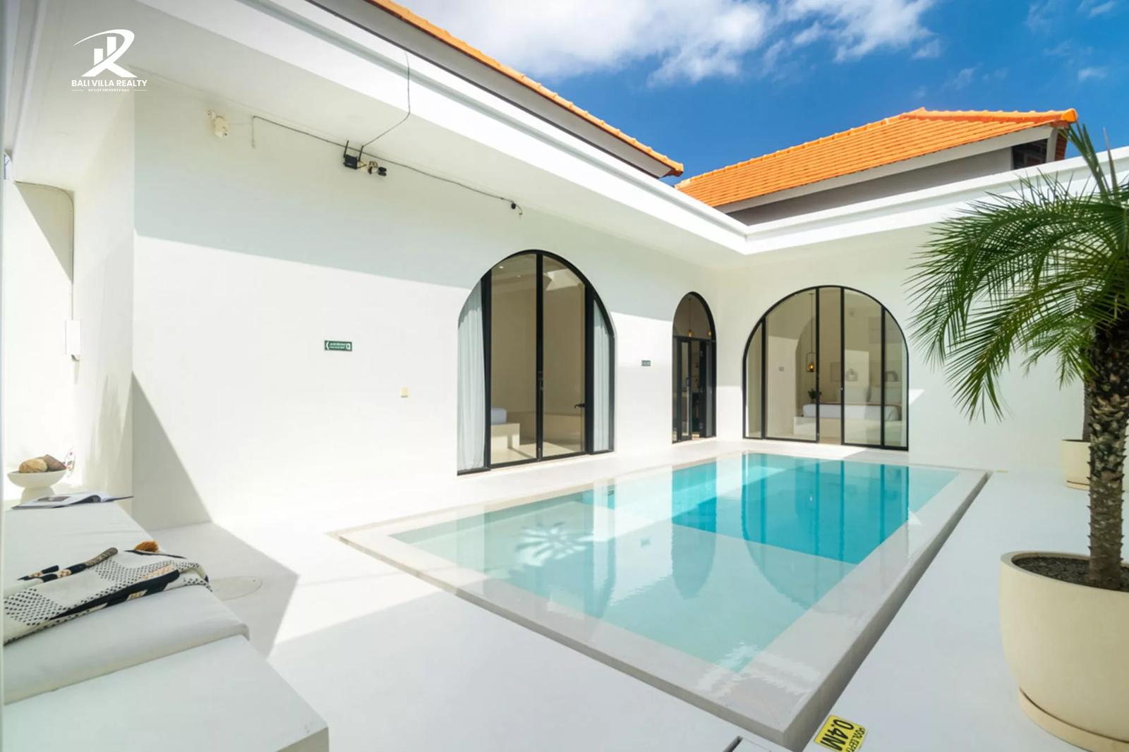2 bedroom villa for sale (freehold) — Charming Tropical Freehold Villa in Padonan — photo 1