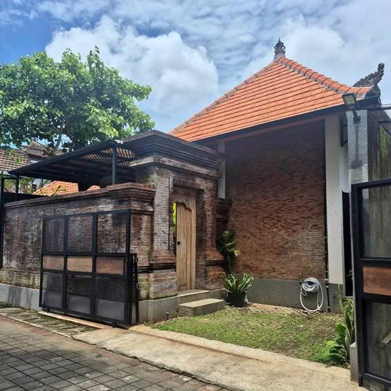 2-bedroom house in Blahbatoe, Bali — photo 1