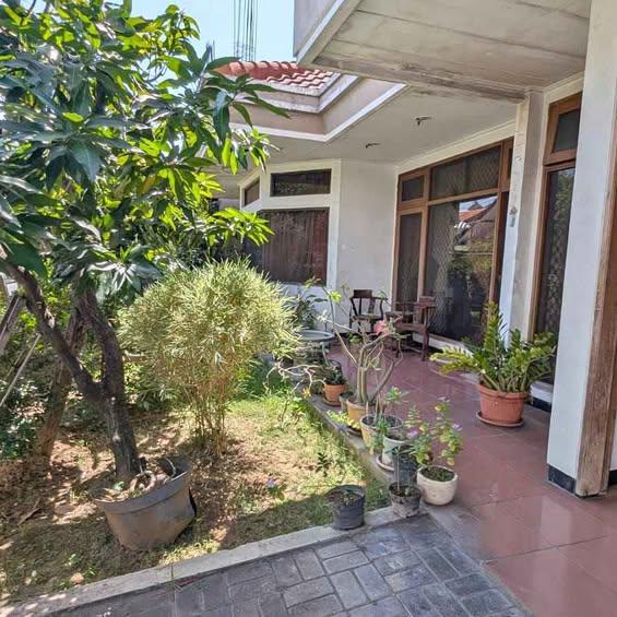 Studio house in Denpasar — photo 1