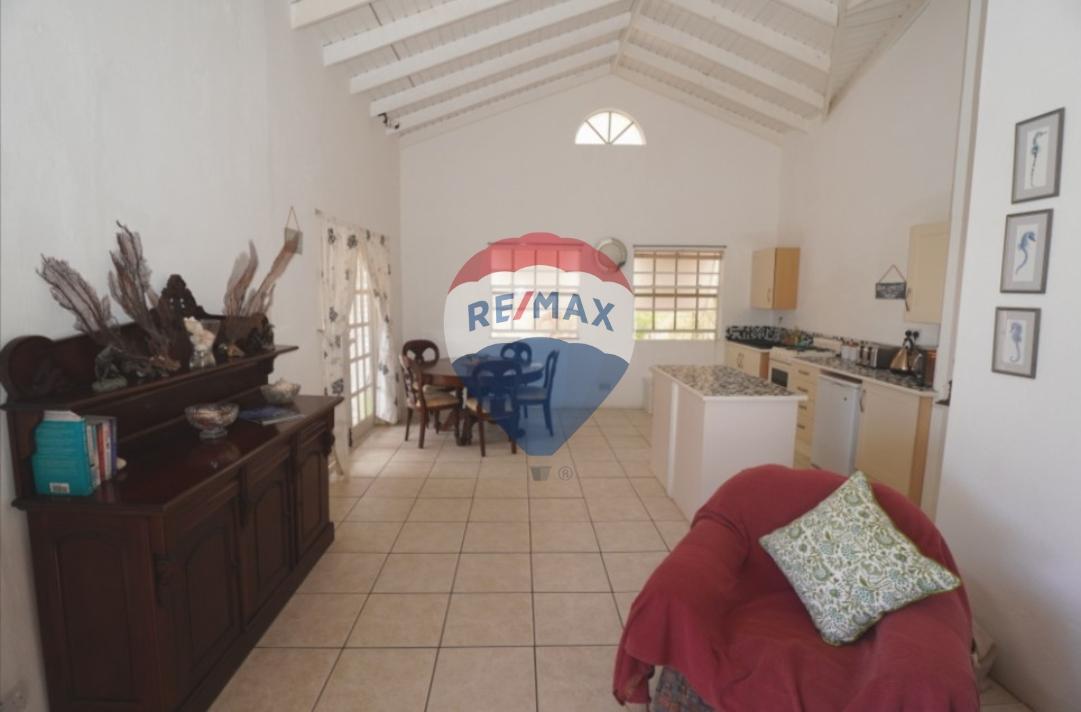 BEQUIA INCOME PROPERTY — photo 5