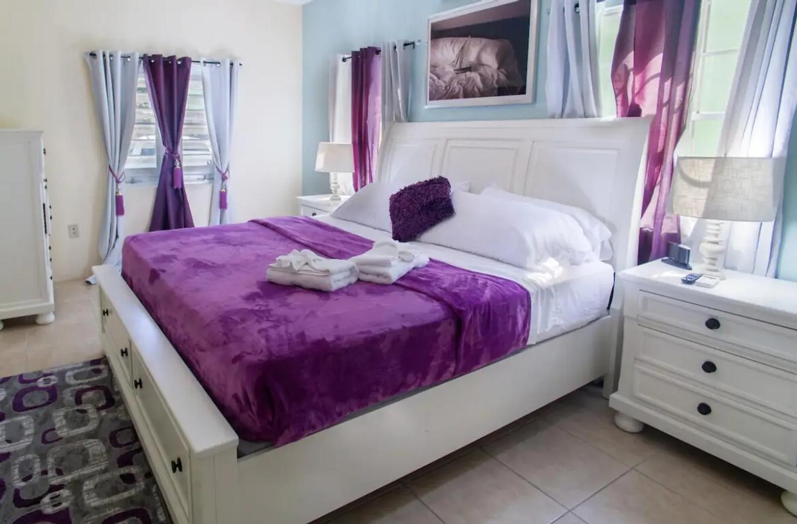 2 Bed, 1 Bath Apartment in St. Thomas — photo 5