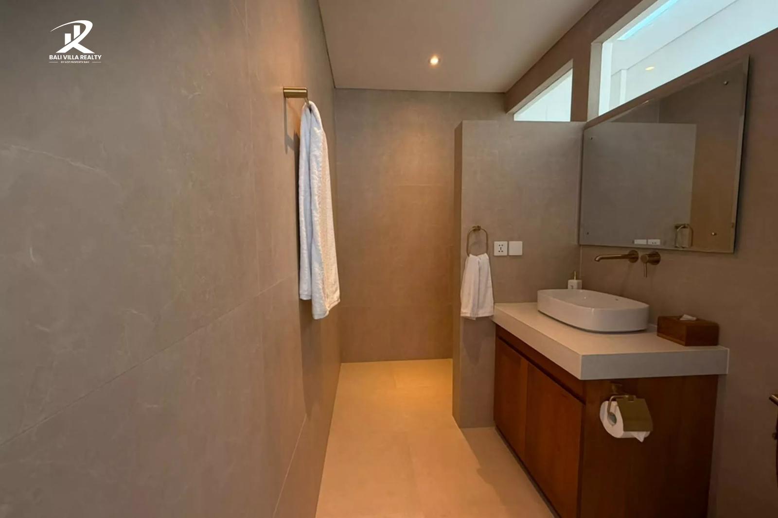 2 bedroom Villa for sale (Leasehold) — Walking Distance to The Beach! — photo 3