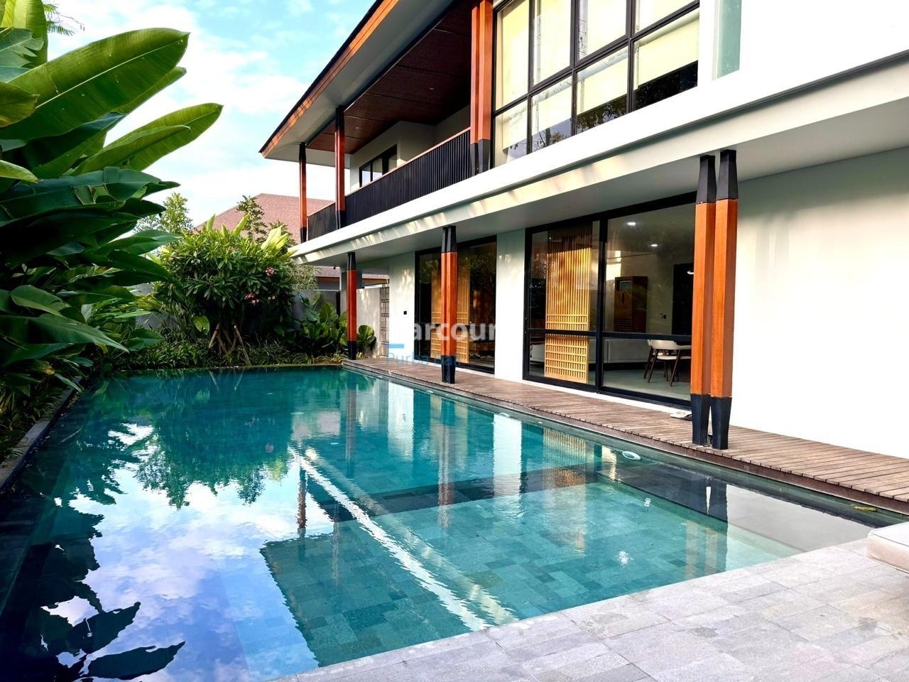 Freehold 5-Bedroom Luxury Villa Near Tegal Wangi Beach, Jimbaran — photo 1