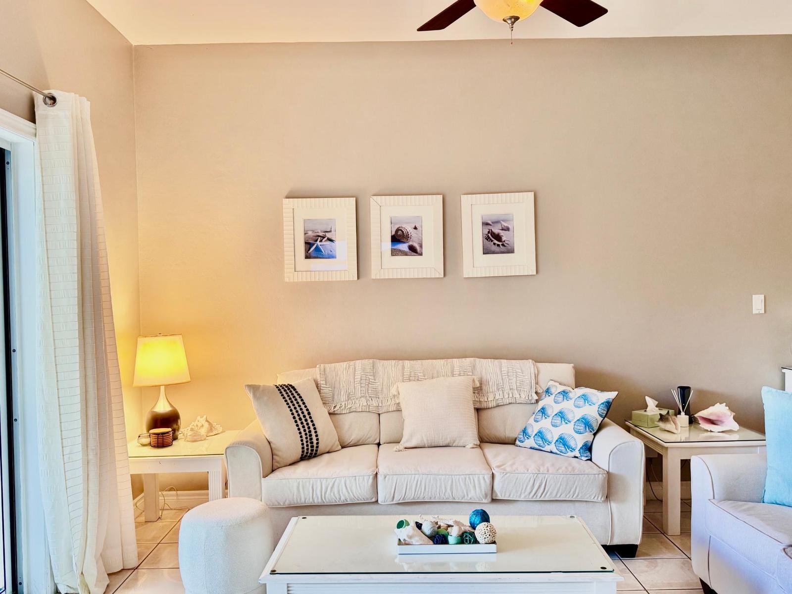 Queen Angel A104 — photo 2
