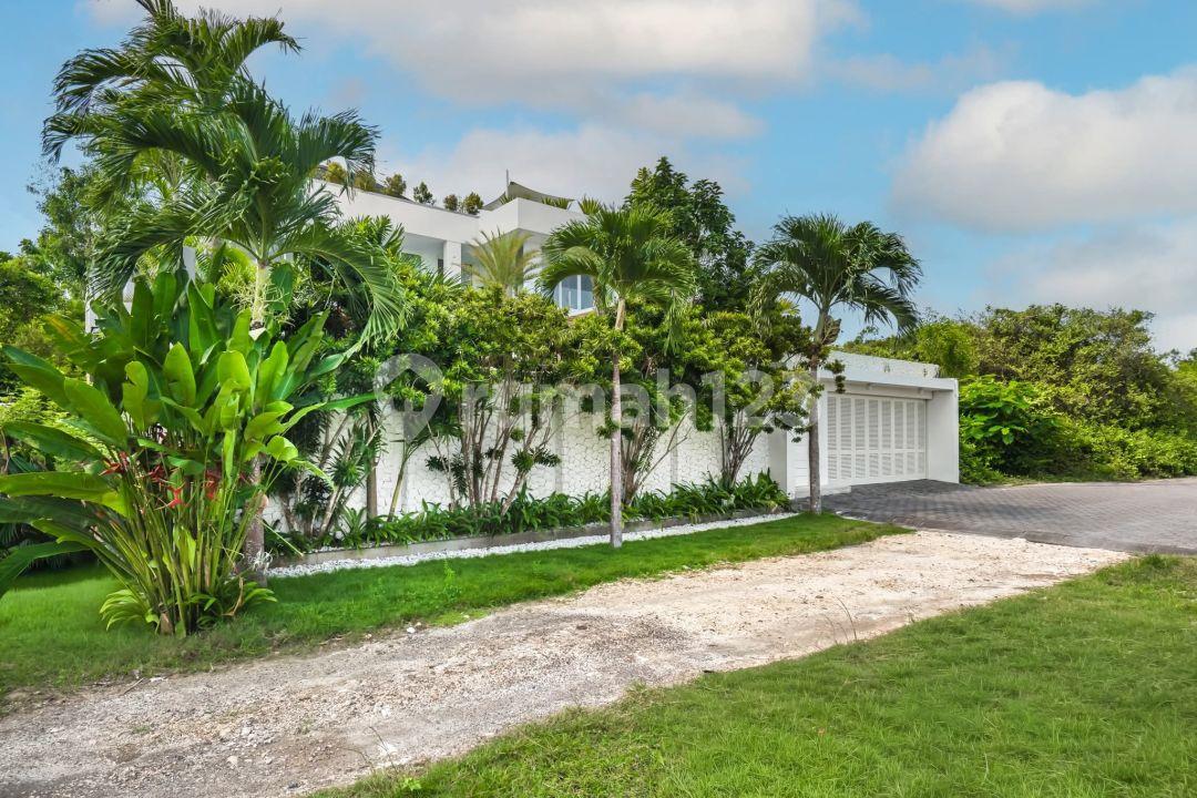 4-bedroom villa in Jimbaran with ocean view — photo 3