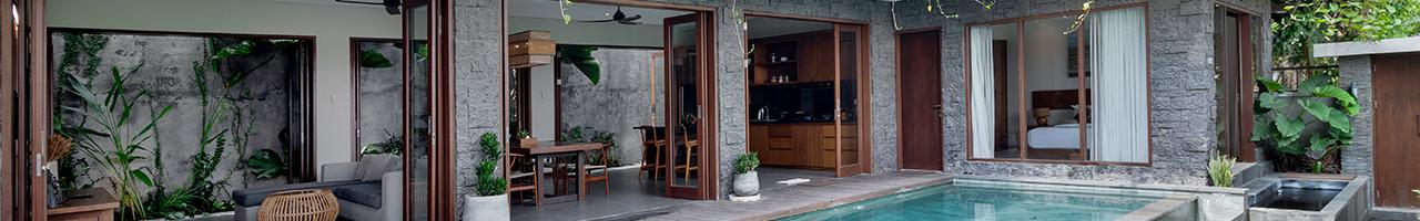 Freehold 5 Bedroom Villa With Two Adjoining Units in Prime Batu Bolong - Canggu! — photo 2