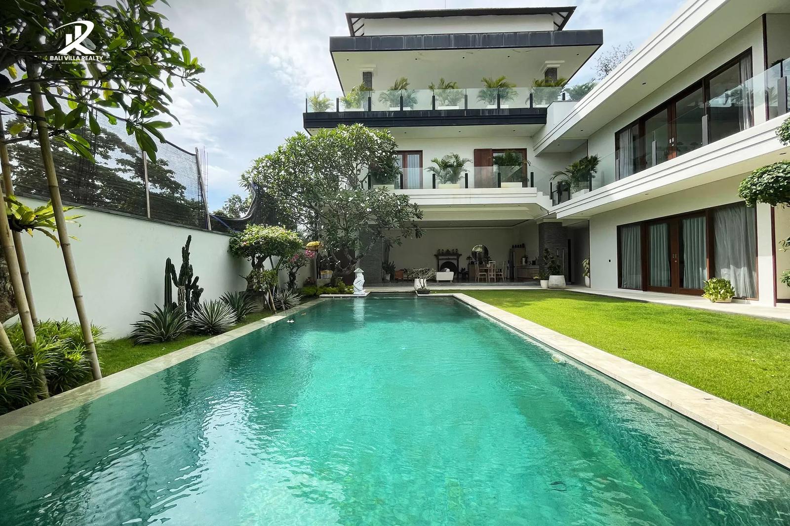 Palatial 7BR Villa for Yearly Rental in Prime Canggu — photo 1