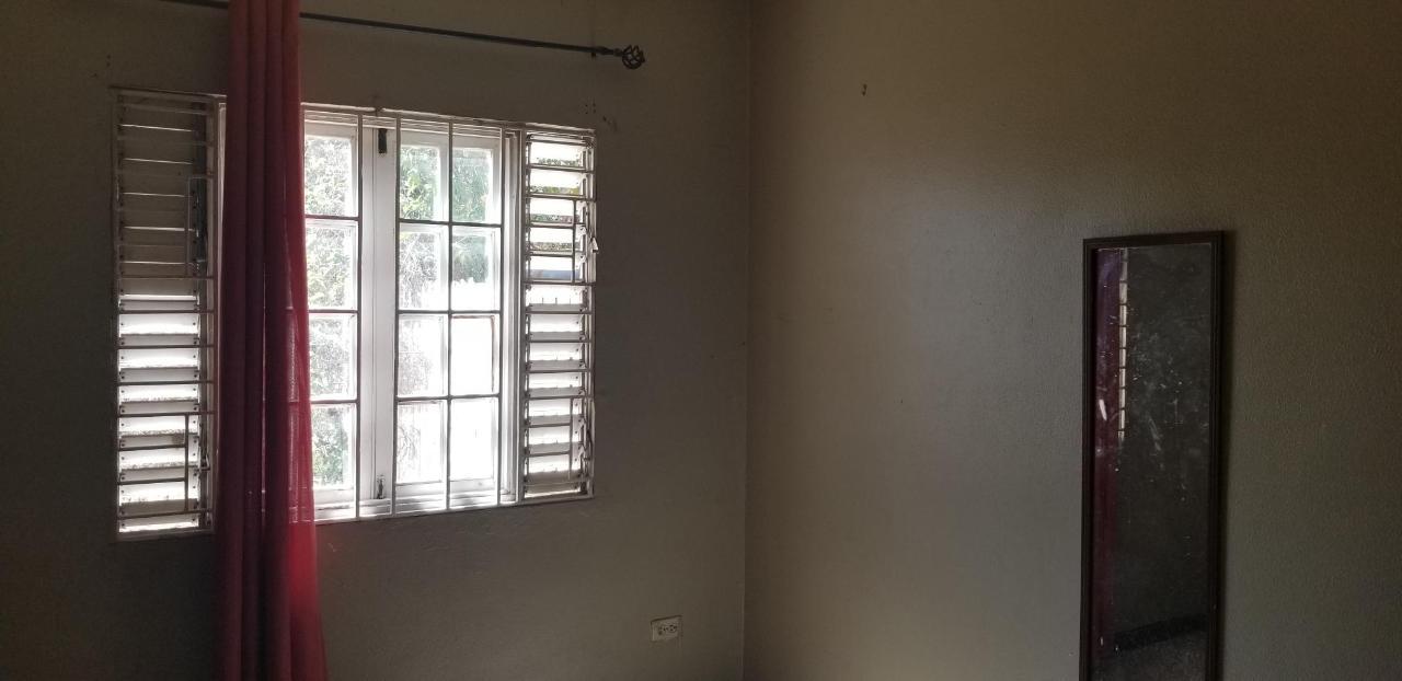 CYPRESS AVENUE, KINGSTON Kingston & St. Andrew Kingston 8 — photo 3