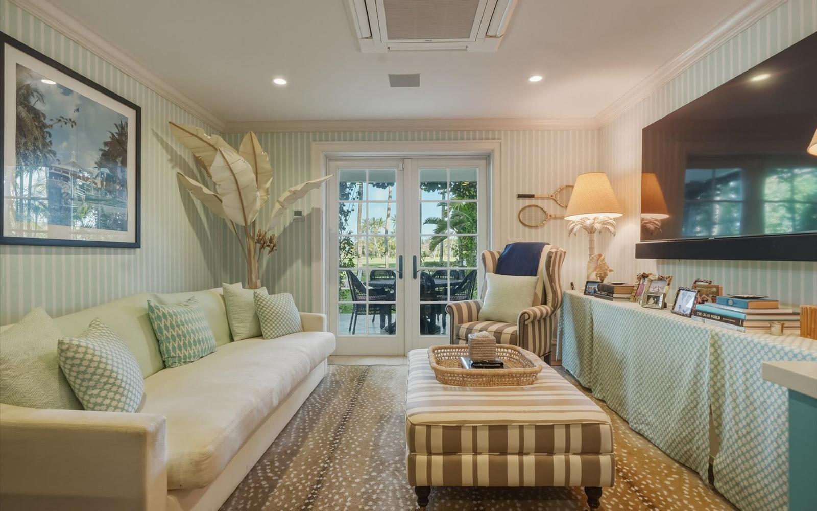 4 Bedroom Luxury Home for Sale, Clifton Bay Drive, Lyford Cay, New Providence, Bahamas — photo 5