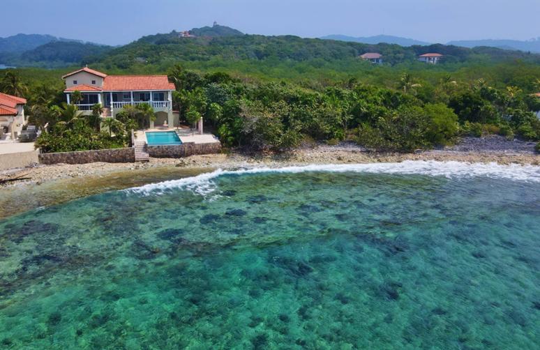 Parrot Tree Plantation 3BR Oceanfront Home — photo 3